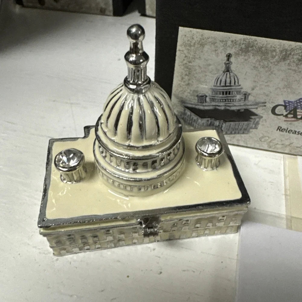 Object d'art Bling Enamel Trinket Pill Box Hinged Art/Form USA US Capitol‎ #215